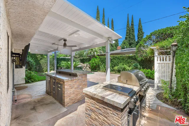 $8,200 | 13031 West Magnolia Boulevard, Sherman Oaks, CA 91423