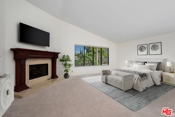 $8,100 | 13031 West Magnolia Boulevard, Sherman Oaks, CA 91423