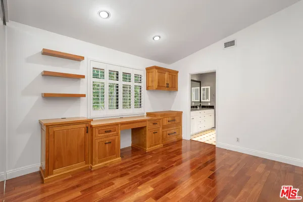 $8,100 | 13031 West Magnolia Boulevard, Sherman Oaks, CA 91423