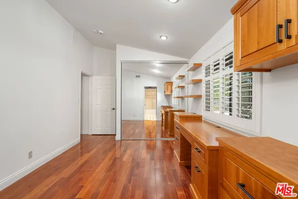 $8,100 | 13031 West Magnolia Boulevard, Sherman Oaks, CA 91423