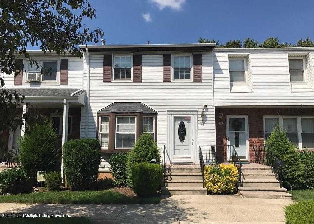 17 Signs Road, Unit H Staten Island, NY 10314 - Photo 1 of 13 17 H Signs Rd