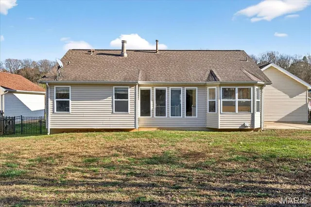 $349,900 | 2241 Fairway, High Ridge, MO 63049