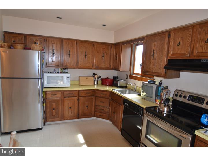 9 Hillcroft Road Berlin, NJ 08009 - Photo 7 of 12 Gallery Image 7