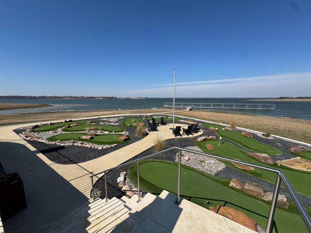 533 Timberland Heights Windom, TX 75492 - Photo 25 of 35 a view of a balcony with an ocean