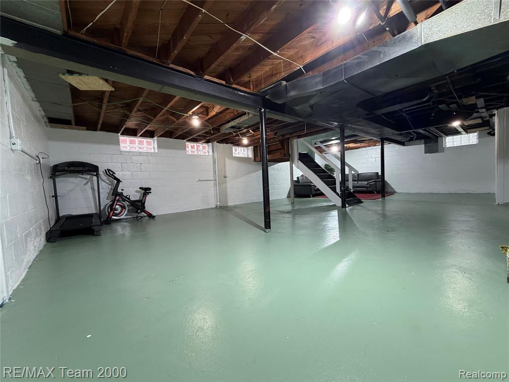 7313 Stout Street Detroit, MI 48228 - Photo 22 of 28