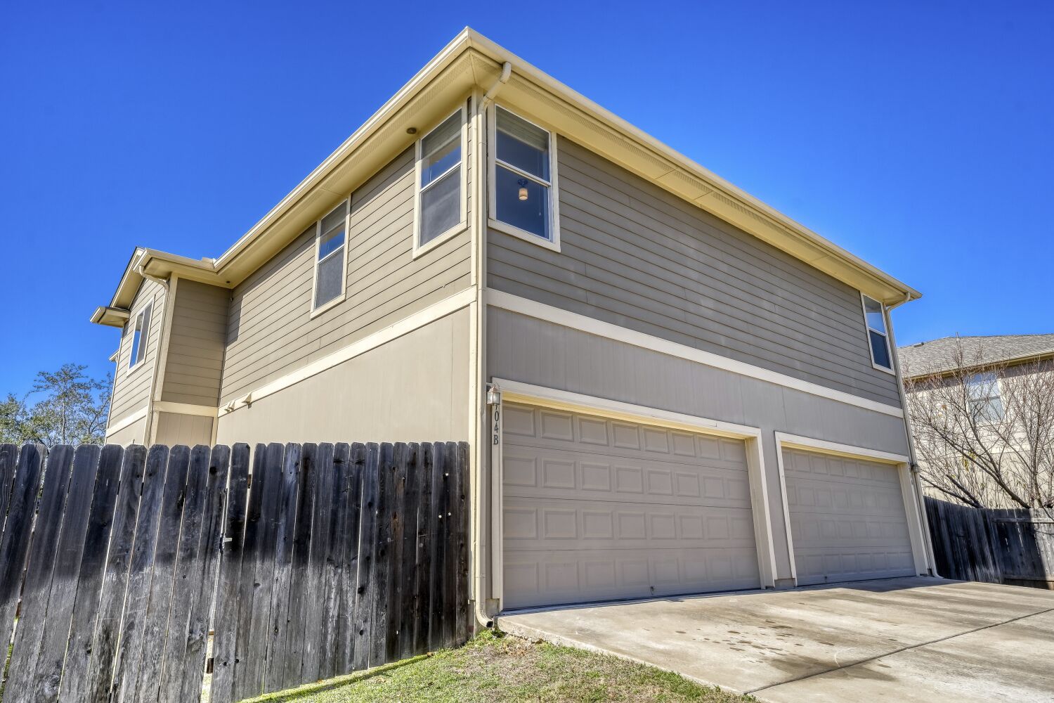904 Sebastian Bend, Unit B Pflugerville, TX 78660 - Photo 26 of 30 a backyard of a house