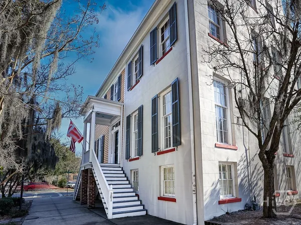 $695,000 | 201 West Liberty Street, Unit 4, Savannah, GA 31401