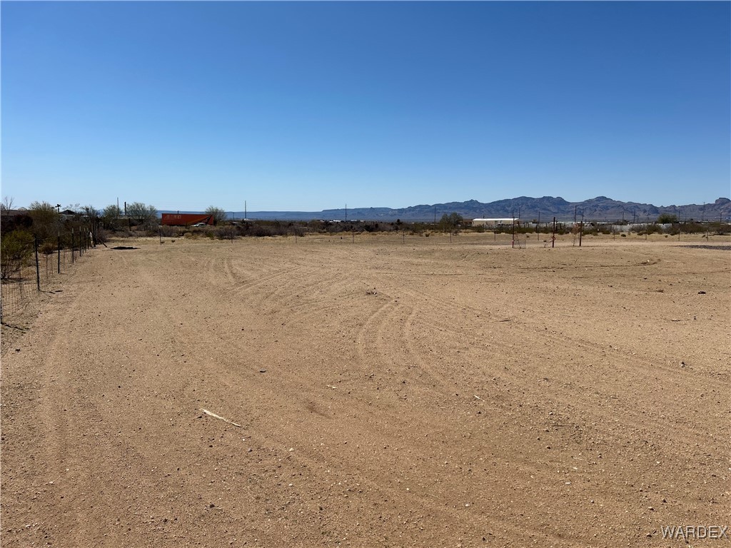 3412 Morenci Road Golden Valley, AZ 86413 - Photo 36 of 37 Yard