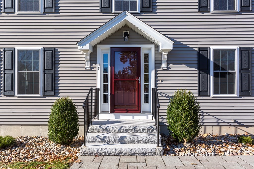 37 Bufton Farm Road Clinton, MA 01510 - Photo 3 of 42 Gallery Image 3