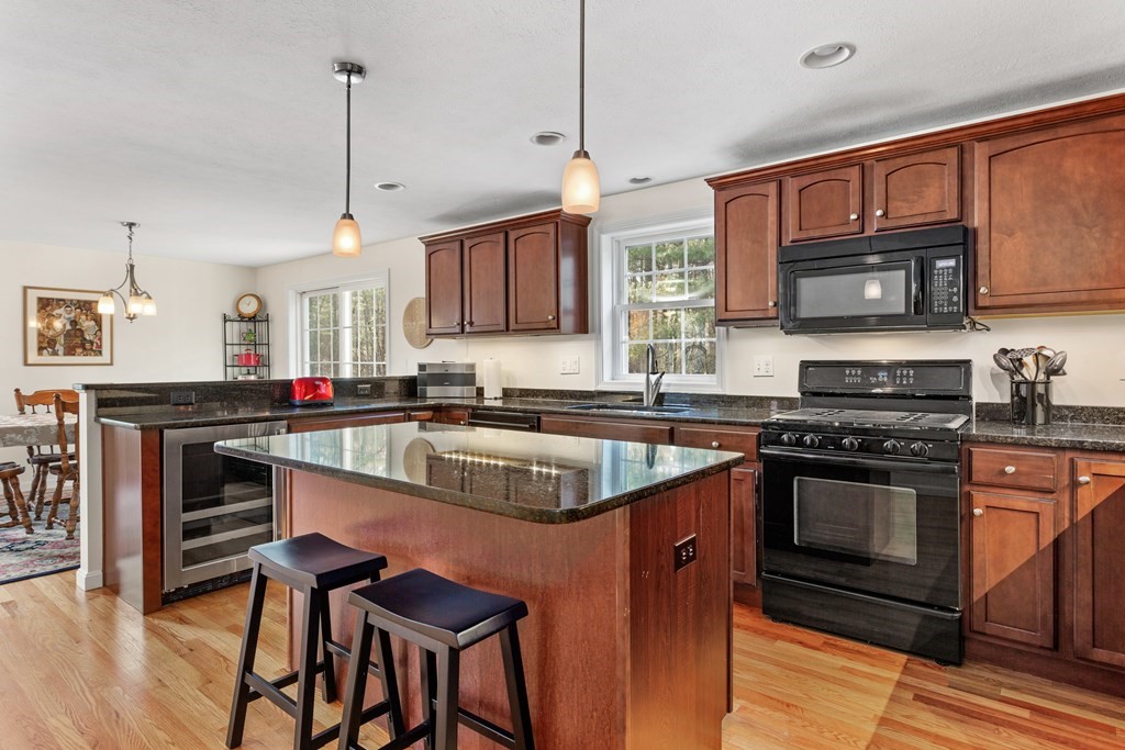37 Bufton Farm Road Clinton, MA 01510 - Photo 5 of 42 Gallery Image 5