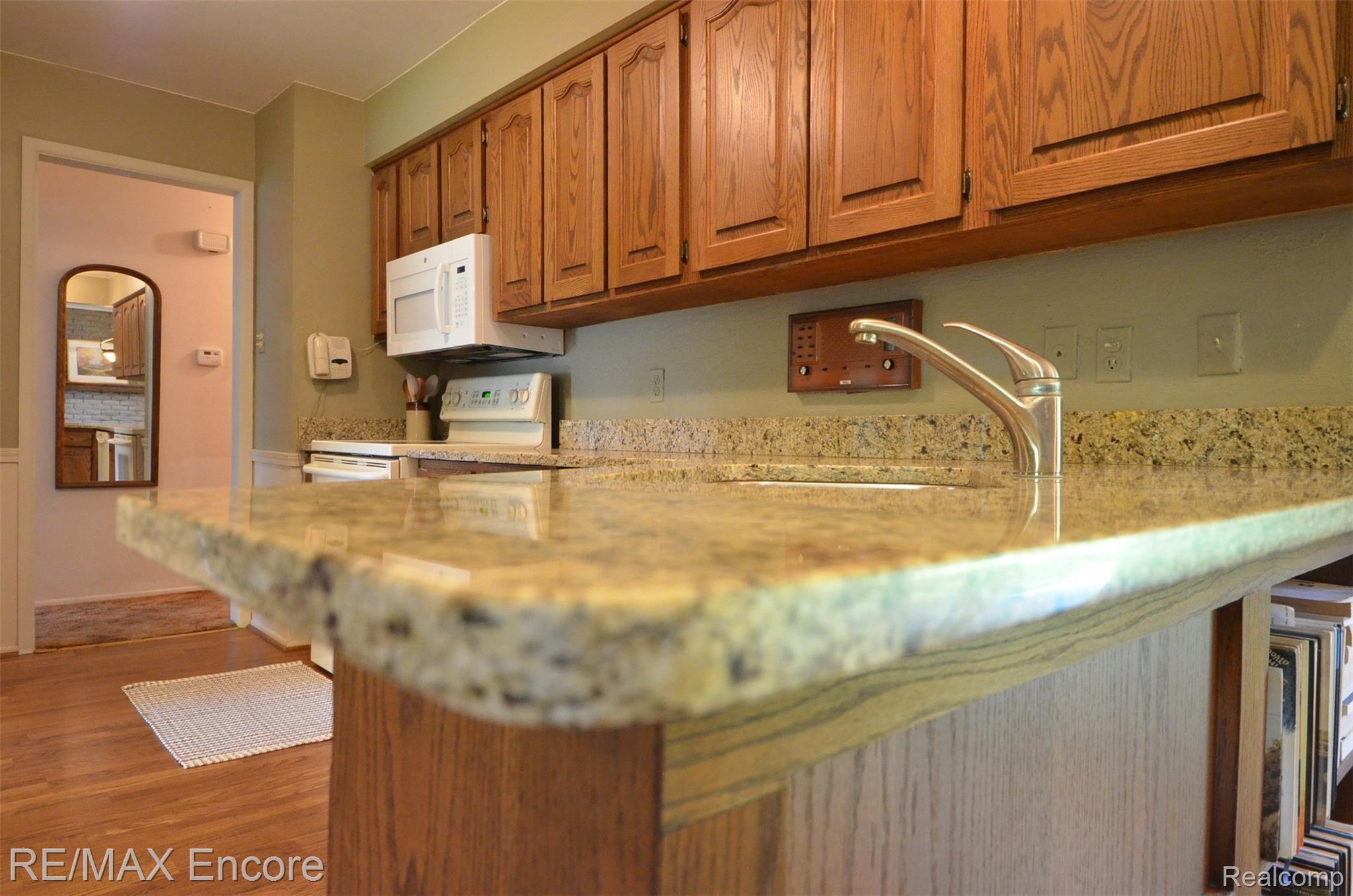 6330 Waldon Road Clarkston, MI 48346 - Photo 44 of 56 DSC_0165.JPG