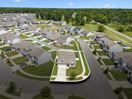 $389,900 | 2013 Tate Farm Lane, White House, TN 37188
