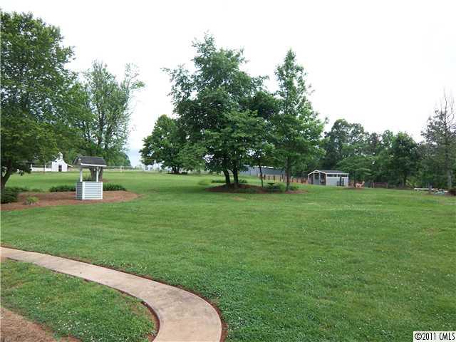 6312 Long Island Road Catawba, NC 28609 - Photo 7 of 16 Gallery Image 7