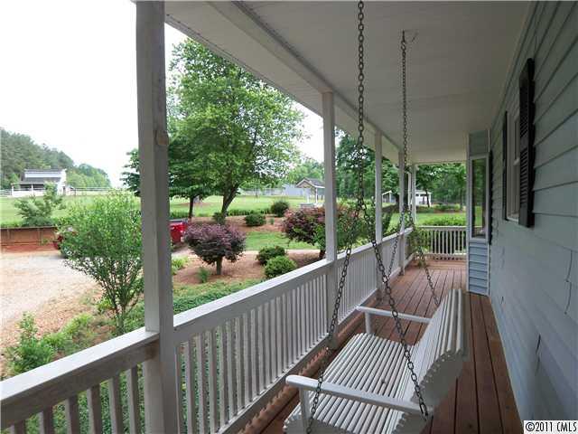 6312 Long Island Road Catawba, NC 28609 - Photo 8 of 16 Gallery Image 8