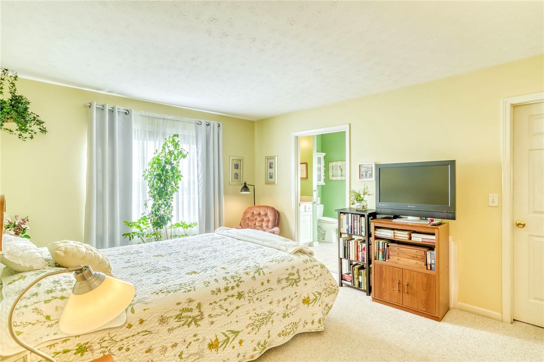 107 McKay Drive Webster, NY 14580 - Photo 20 of 39