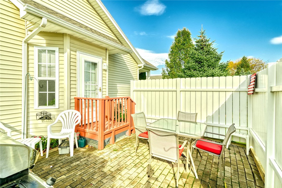 107 McKay Drive Webster, NY 14580 - Photo 35 of 39