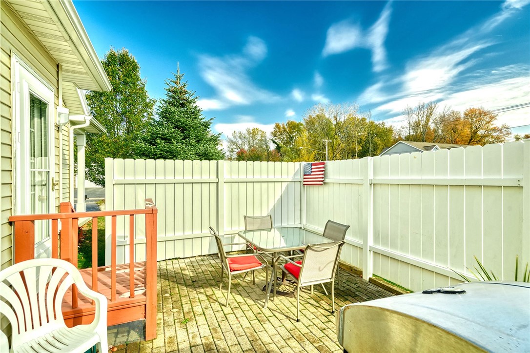 107 McKay Drive Webster, NY 14580 - Photo 36 of 39