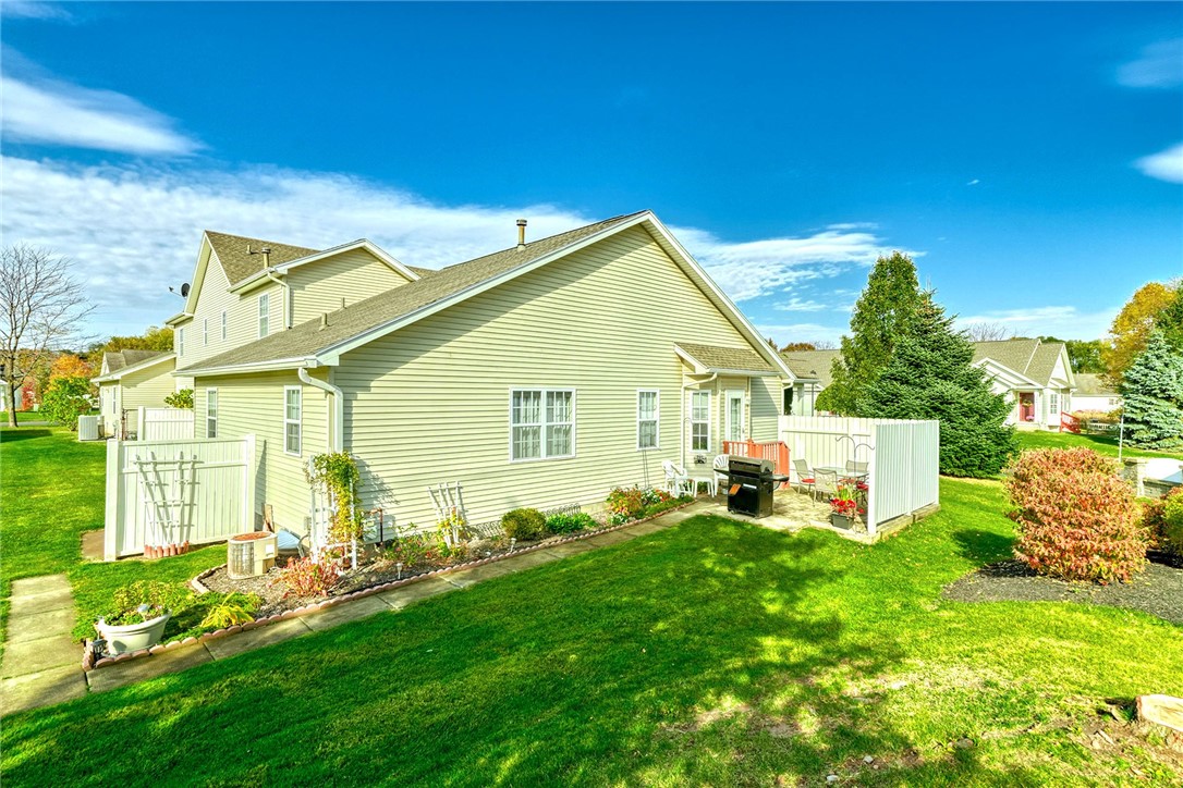 107 McKay Drive Webster, NY 14580 - Photo 38 of 39