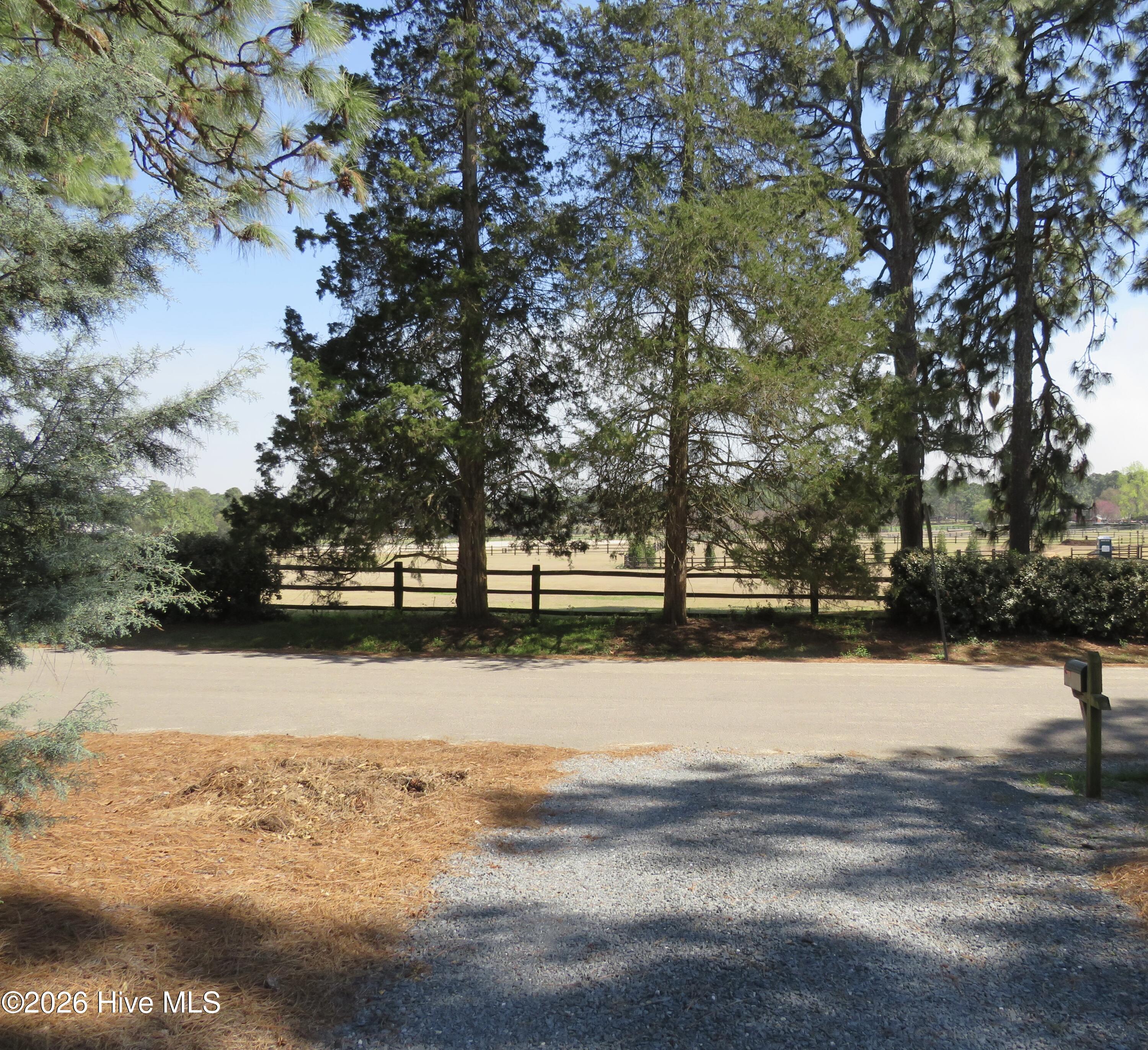 510 Sheldon Road Southern Pines, NC 28387 - Photo 2 of 40 IMG_5608