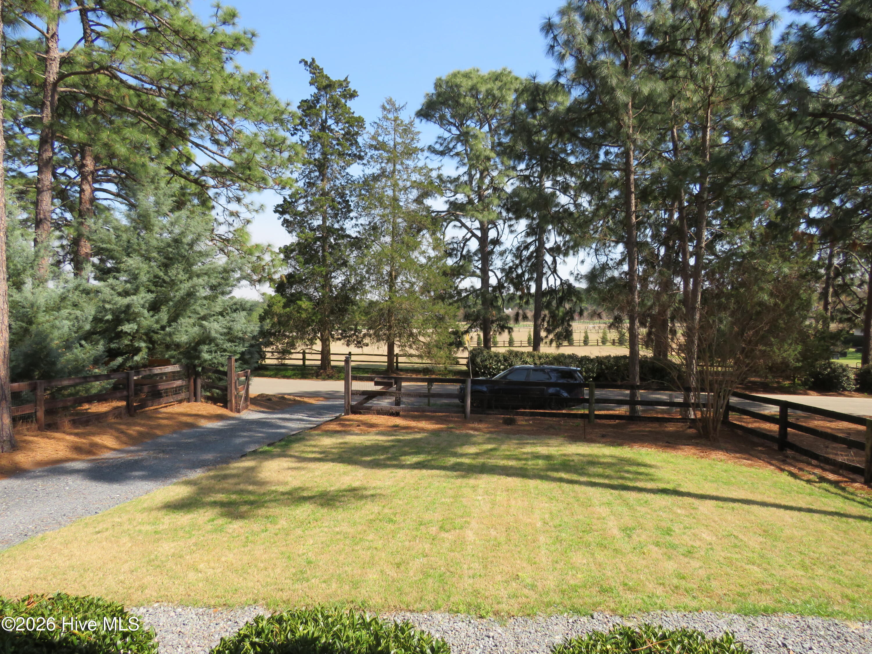 510 Sheldon Road Southern Pines, NC 28387 - Photo 3 of 40 IMG_5658