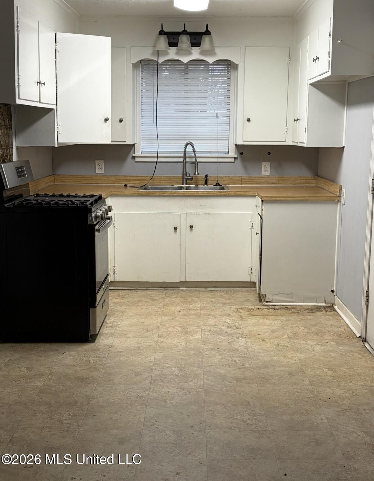 1904 Edwin Avenue Pearl, MS 39208 - Photo 2 of 5 IMG_3268