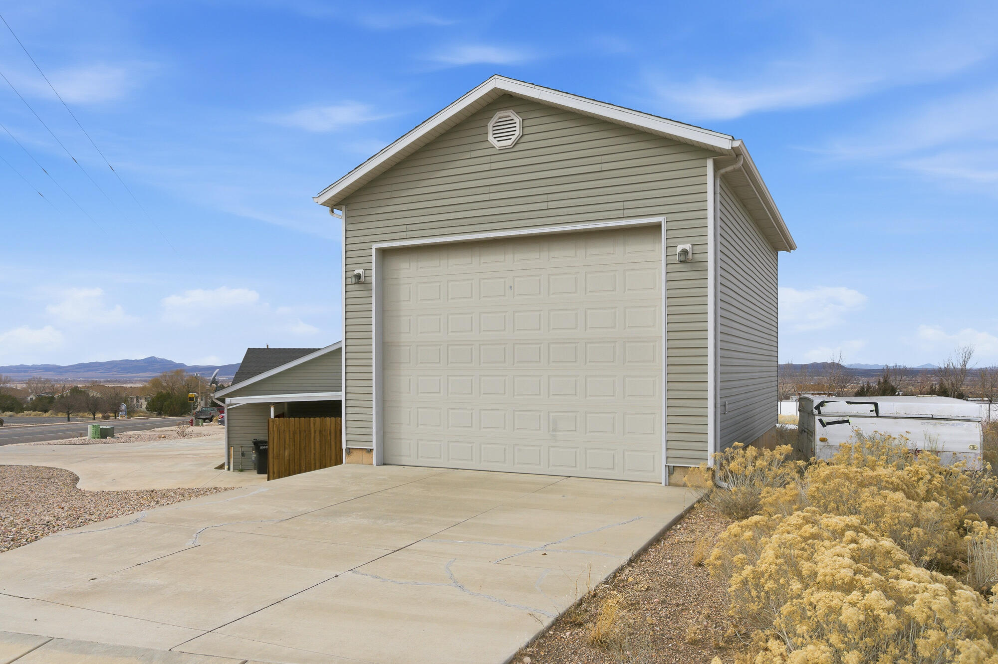 577-593 East Nichols Canyon Road, Unit 577579 & 591593 RV GARAGE Cedar City, UT 84721 - Photo 98 of 102 Use this garage for your own personal storage or rent it out for even more additional income.