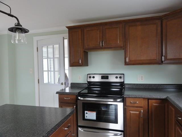 1085 Hoosick Road Brunswick, NY 12180 - Photo 4 of 22 Photo 4
