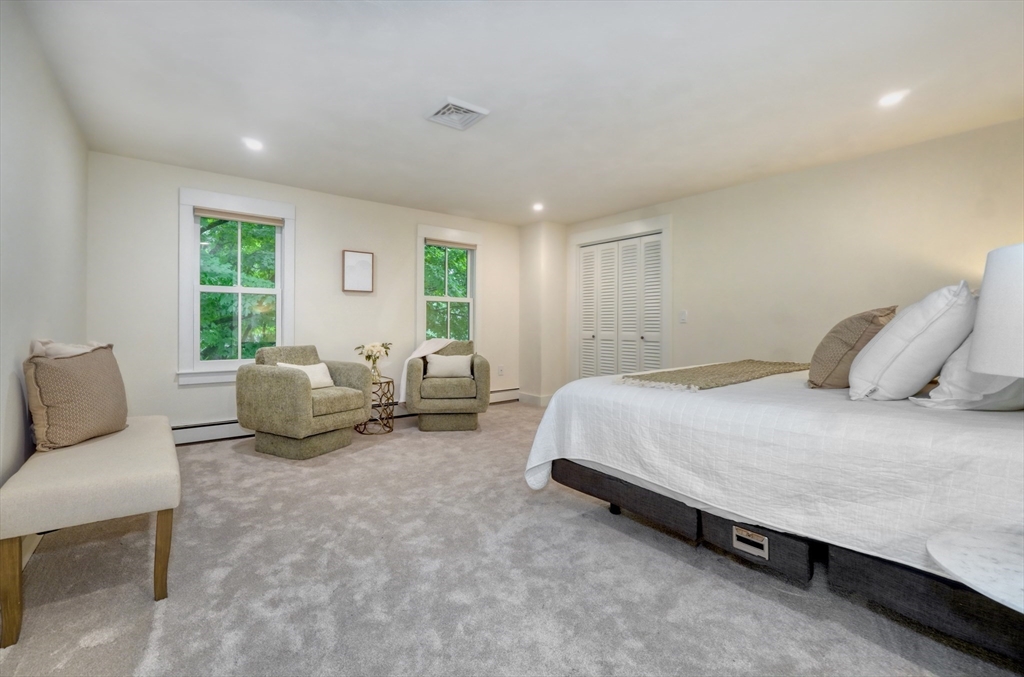 17 Longmeadow Road Lincoln, MA 01773 - Photo 13 of 33 Gallery Image 13
