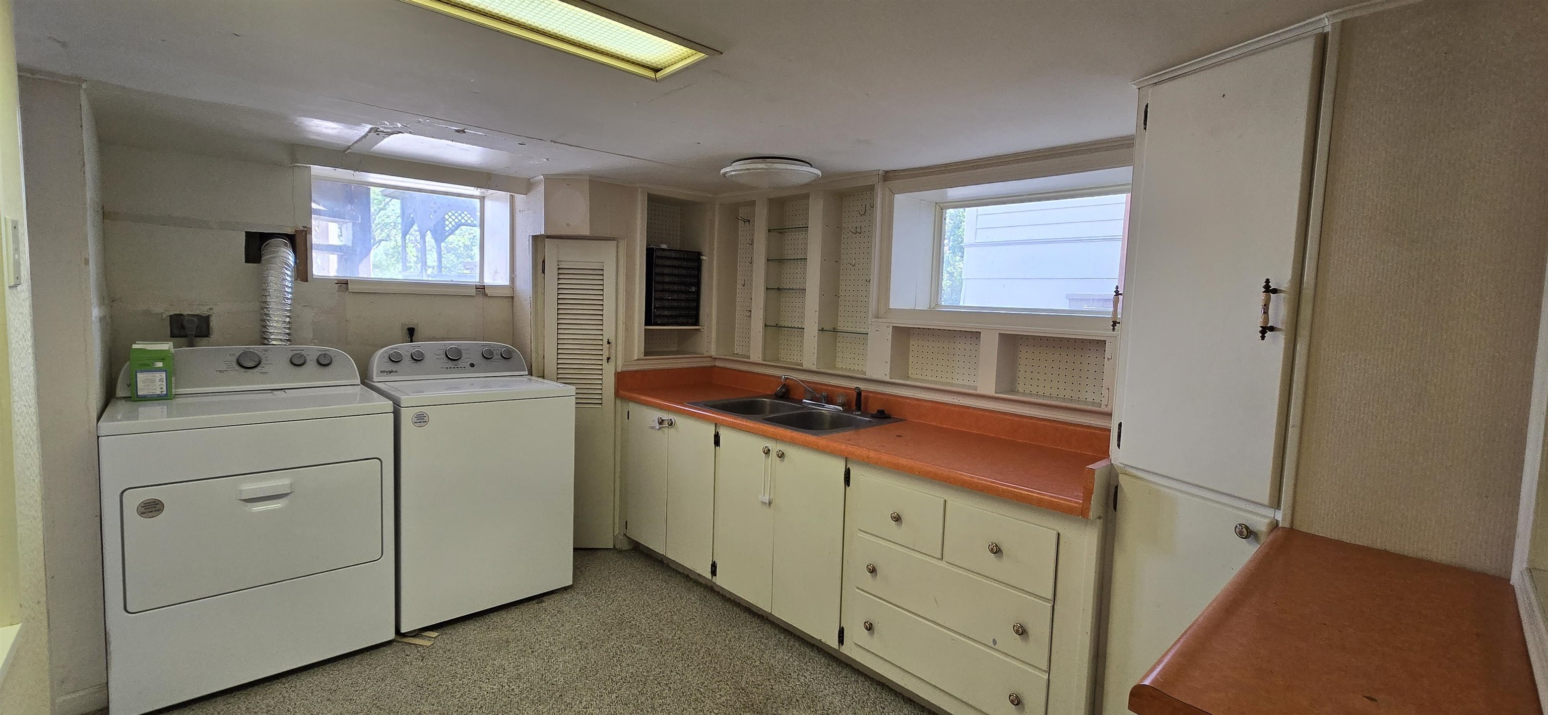738 Clark Street Thermopolis, WY 82443 - Photo 16 of 19