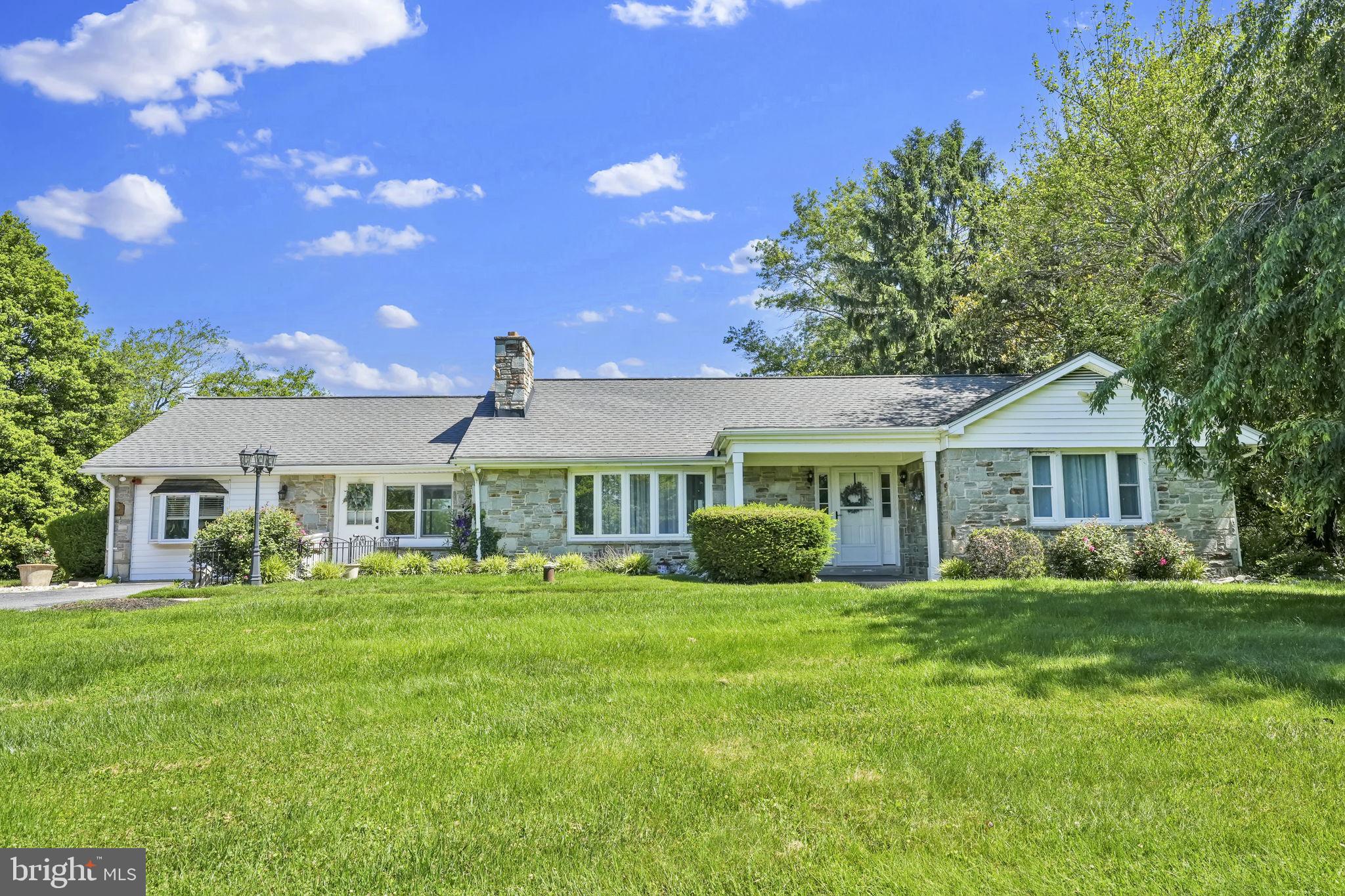 3300 Hawks Hill Road New Windsor, MD 21776 - Photo 3 of 84