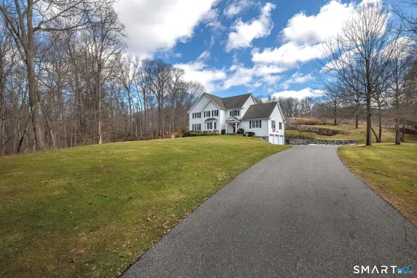 $1,275,000 | 98 Hopewell Woods Road, Redding, CT 06896