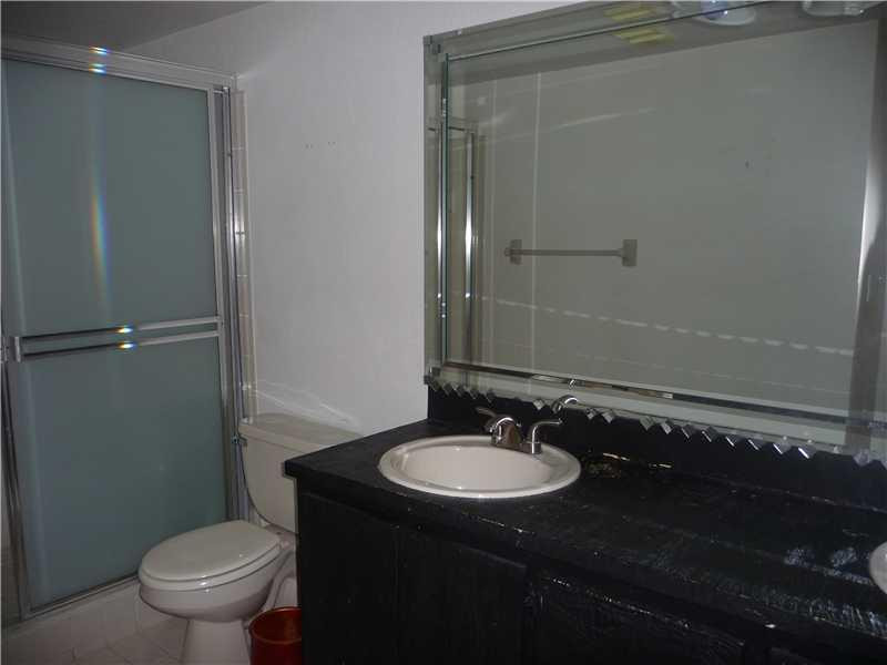 23378 Lyons Road, Unit 205 Boca Raton, FL 33428 - Photo 9 of 9 Master Bath/Spa