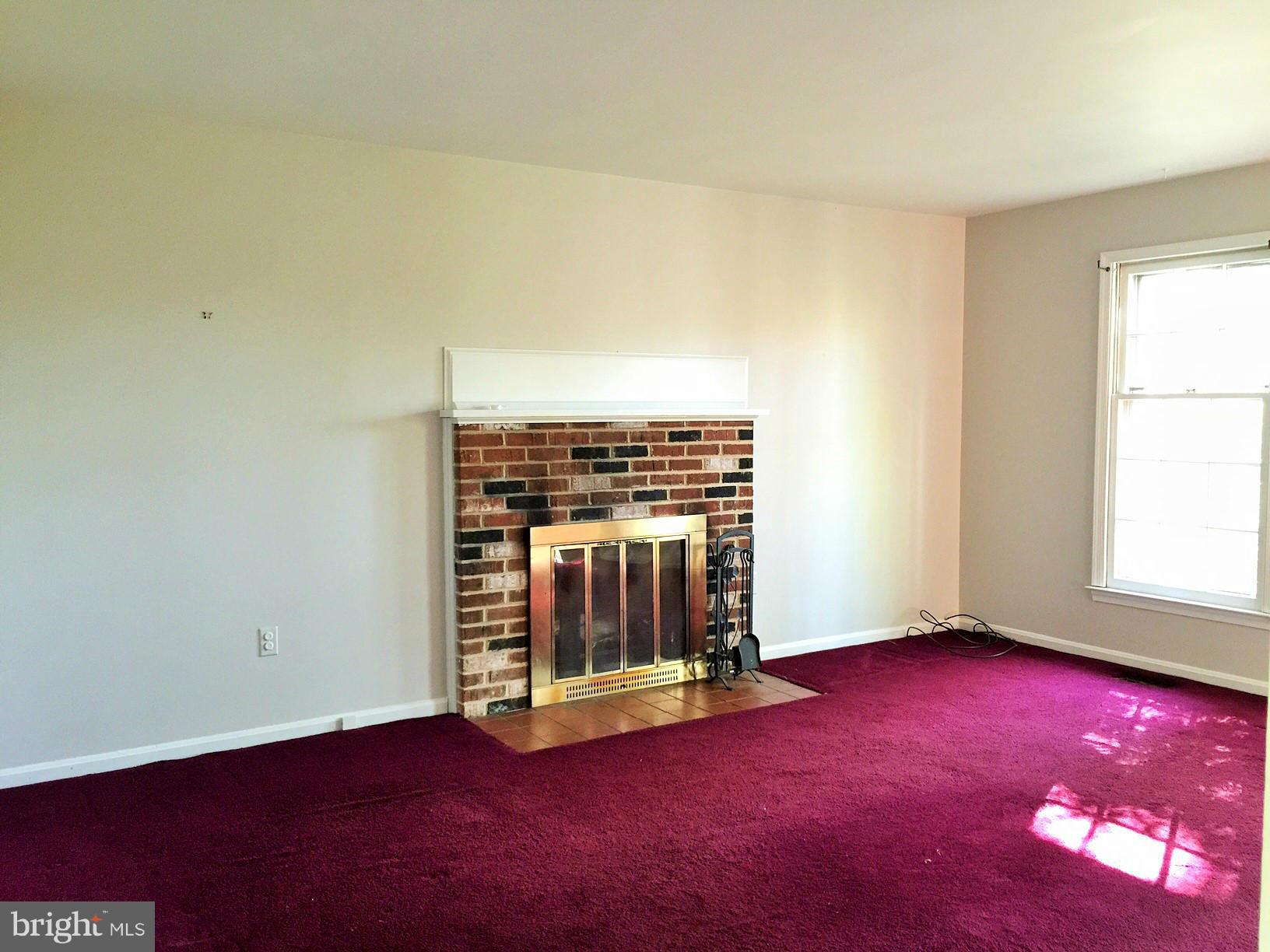 1920 Severn Grove Road Annapolis, MD 21401 - Photo 6 of 14 Family Room