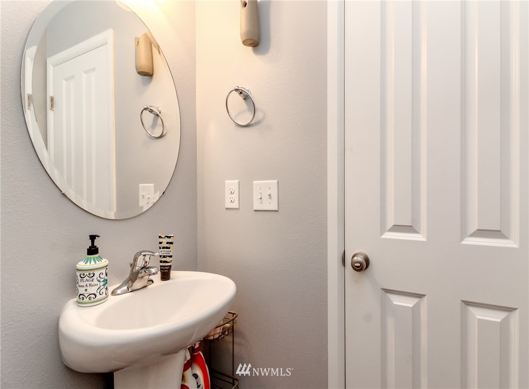 4848 East R Street Tacoma, WA 98404 - Photo 23 of 39