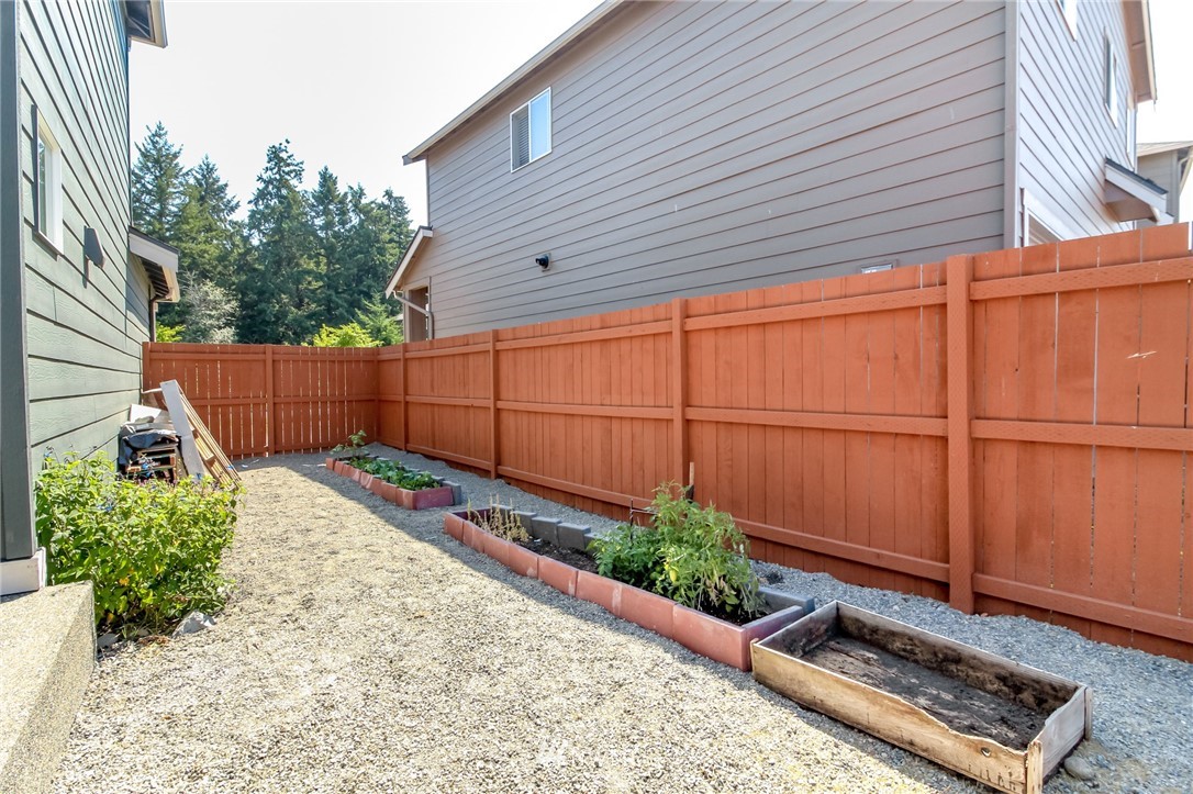 4848 East R Street Tacoma, WA 98404 - Photo 5 of 39