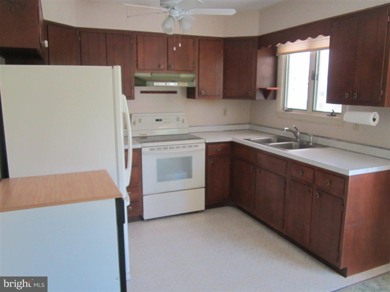 330 Valley Road Etters, PA 17319 - Photo 9 of 25 Gallery Image 9