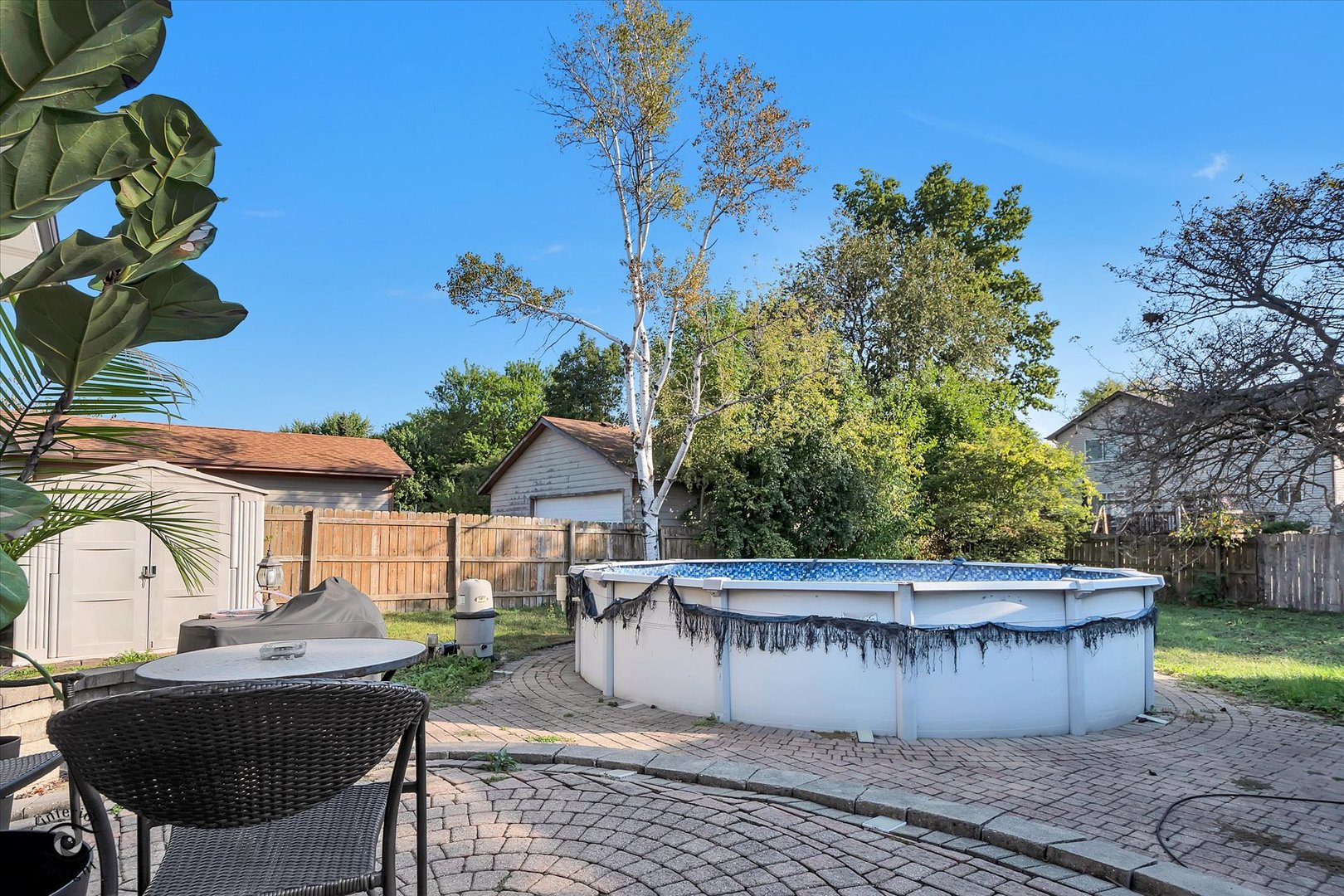 1804 Maserati Drive Joliet, IL 60435 - Photo 24 of 25 a view of a chairs and table in the patio