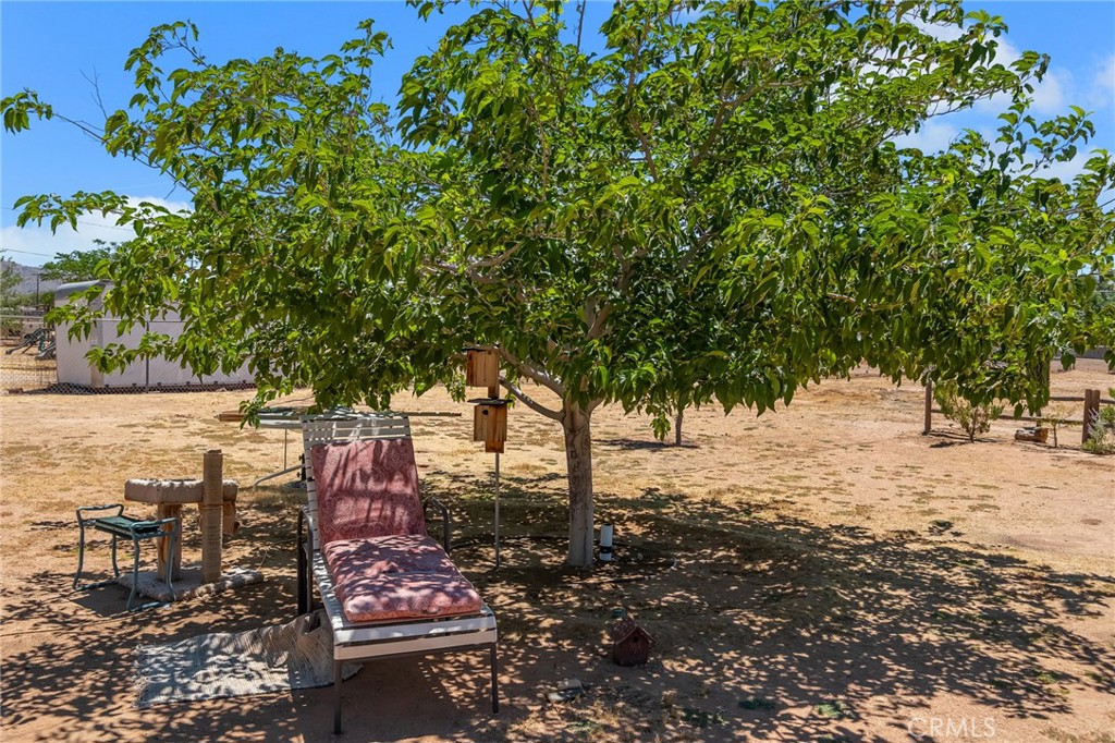 15155 Apache Road Apple Valley, CA 92307 - Photo 27 of 32