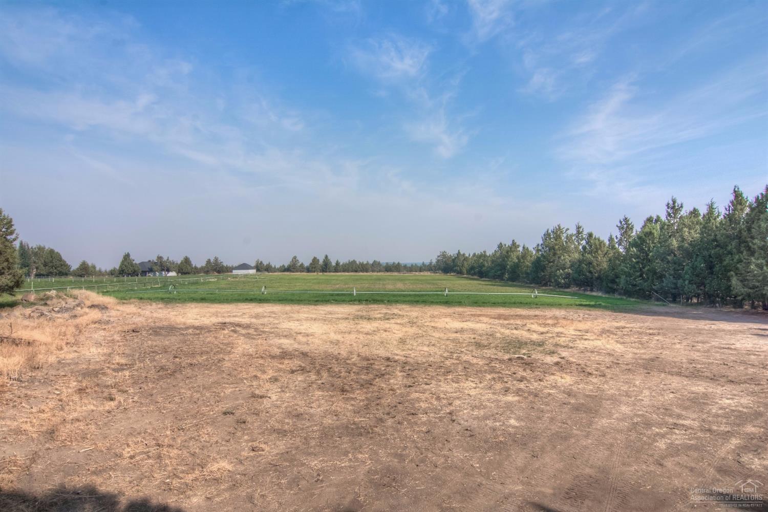 18762 Ridgecrest Road Bend, OR 97703 - Photo 25 of 25 a view of a lake