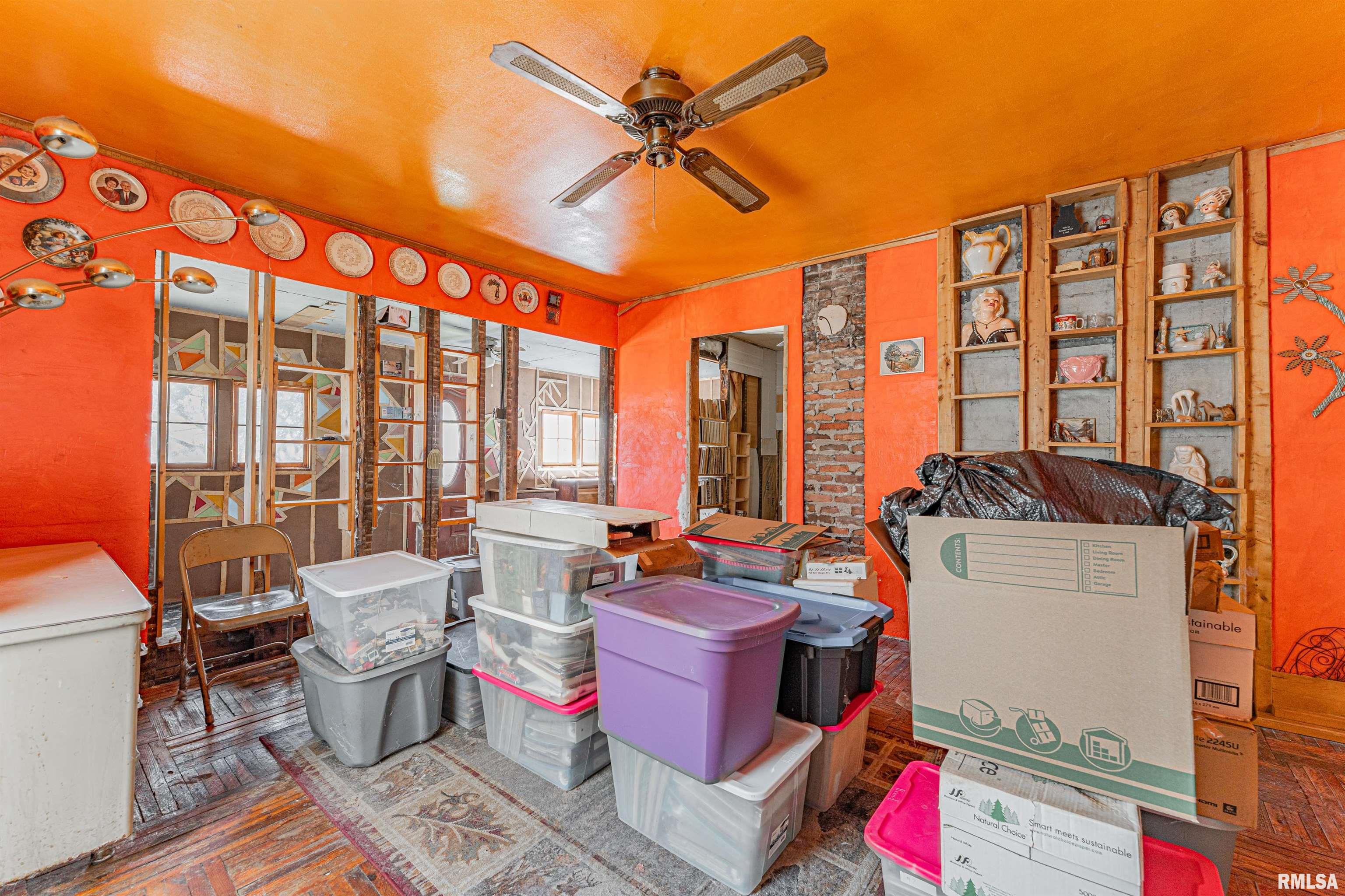 302 4th Street Lincoln, IL 62656 - Photo 6 of 23