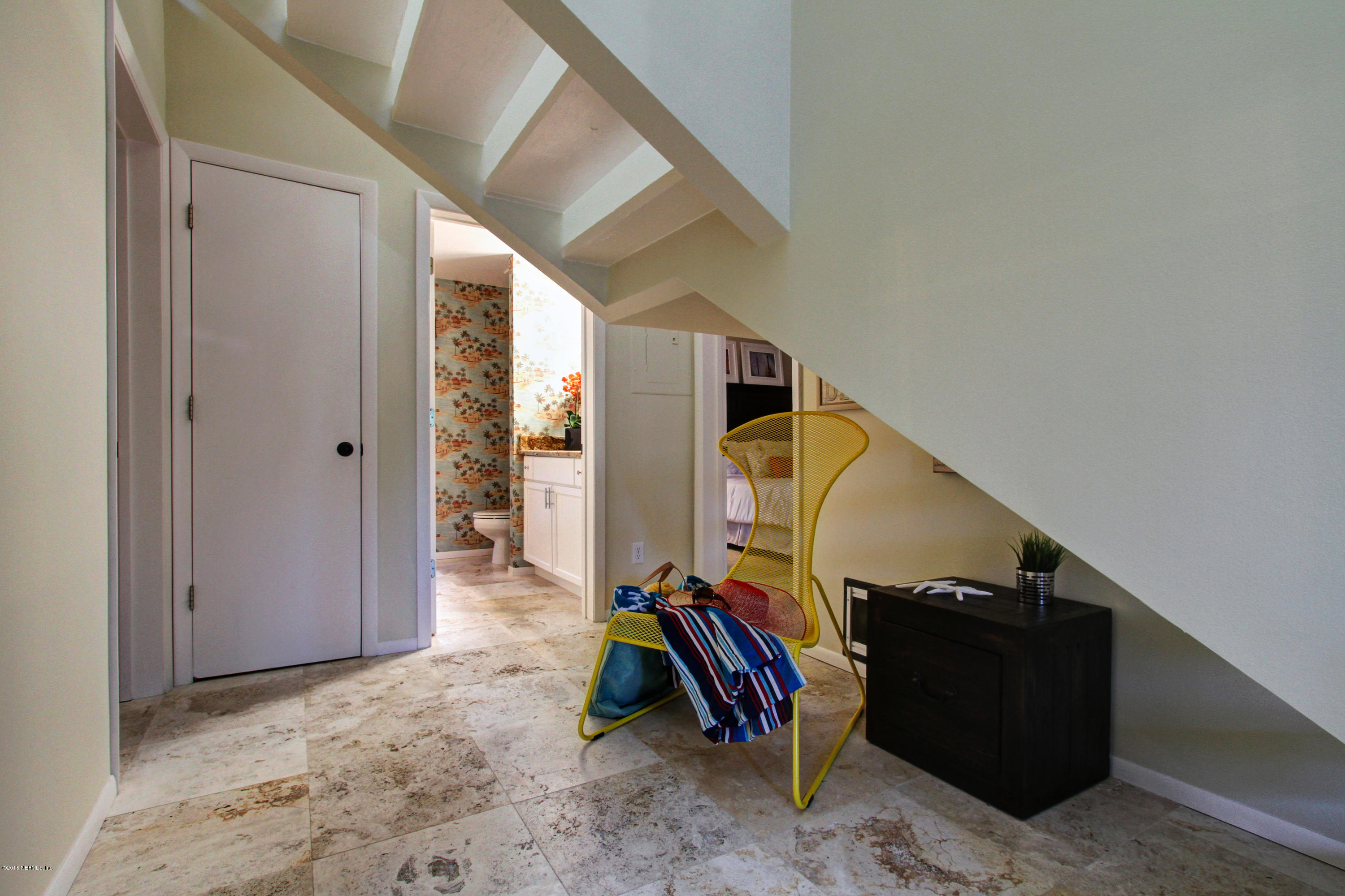 71 19th Street Atlantic Beach, FL 32233 - Photo 5 of 30 a view of entryway with workspace
