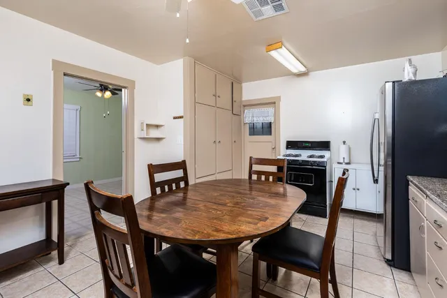 $294,000 | 1044 South Hope Avenue, Reedley, CA 93654