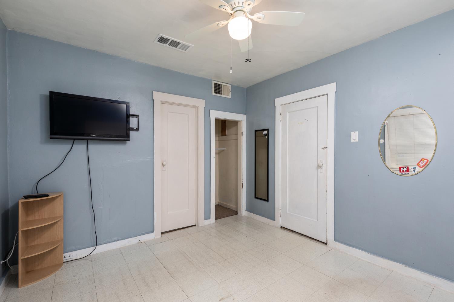 1044 South Hope Avenue Reedley, CA 93654 - Photo 14 of 34