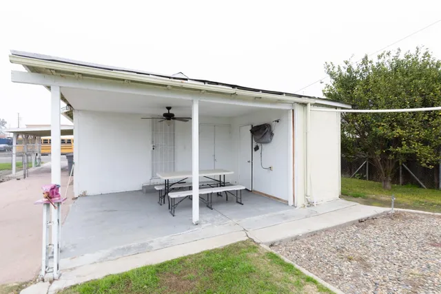 $294,000 | 1044 South Hope Avenue, Reedley, CA 93654