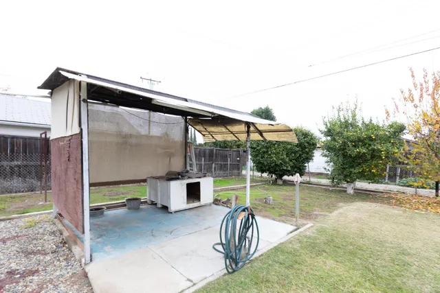 $294,000 | 1044 South Hope Avenue, Reedley, CA 93654