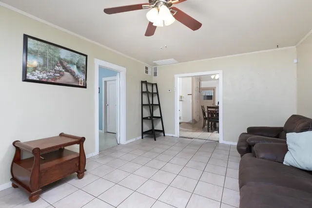 $294,000 | 1044 South Hope Avenue, Reedley, CA 93654