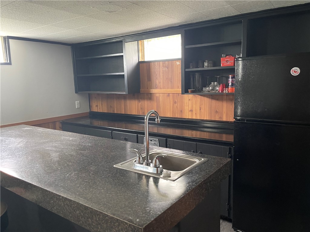 1361 Sussex Road Troy, OH 45373 - Photo 2 of 25 Functional with ample counter space and storage. WET BAR
