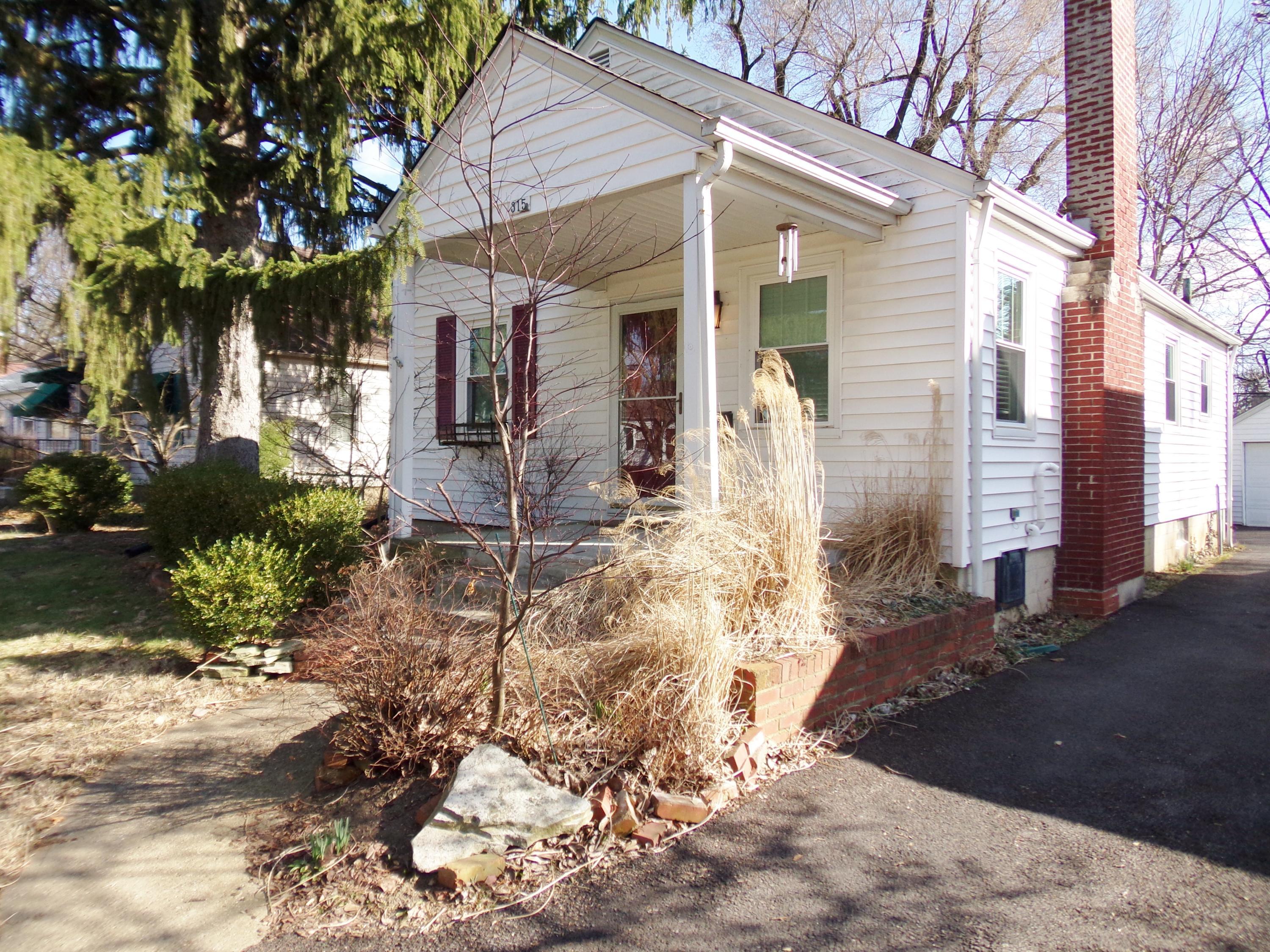 315 Wetmore Road Columbus, OH 43214 - Photo 3 of 32 Gallery Image 3