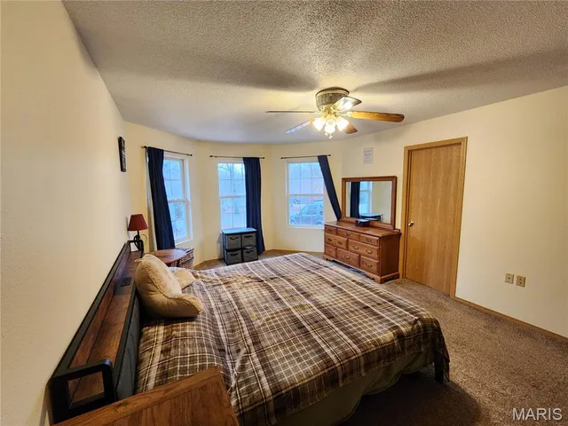 $254,900 | 670 Lone Pine Road, Houston, MO 65483