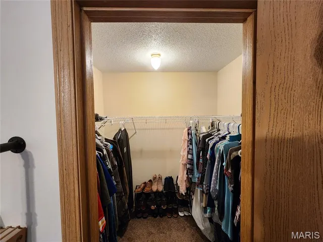 $254,900 | 670 Lone Pine Road, Houston, MO 65483